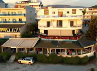 Hotel Ardiani Các khách sạn ở 