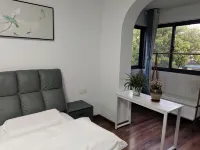 Keke Nuanju Apartment (Yangtze River Middle Road)