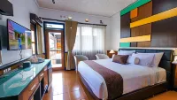 Rollaas Hotel and Resort Puncak Budug Asu 주변 호텔