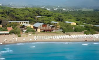 Canado Club Family Village