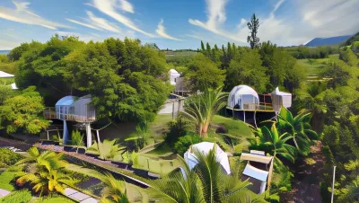 Bubble Dome Village فنادق في Petite Ile