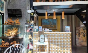 Baan Mai Kradan Hostel Chiang Rai