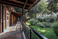 11 Hotel & Garden