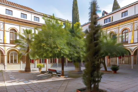 Hotel Macià Monasterio de Los Basilios