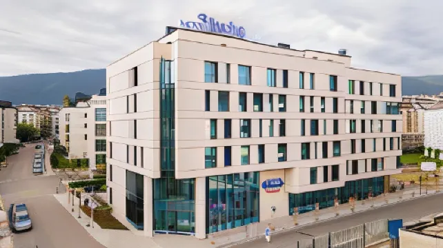 Blue Star Luxury Hotel