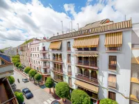 Apartamentos Santiago Hotels in Ecija