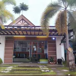 Kuu Inn Motel Hoteles cerca de Masjid Al Masyhoor Padang Siding