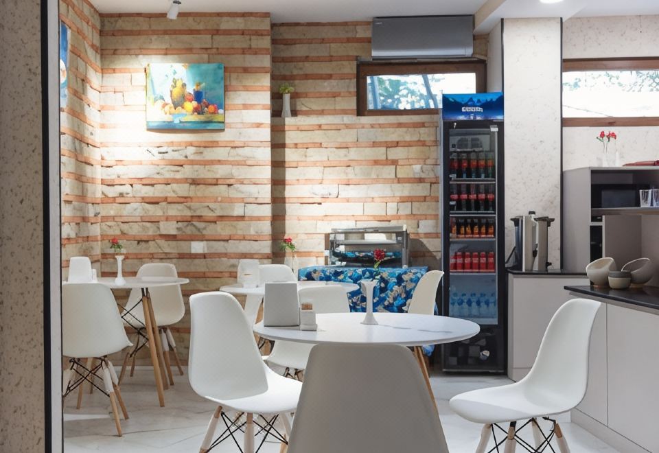 3. 크라벨리 호텔..