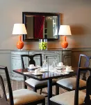 Ethan Allen Hotel - breakfast