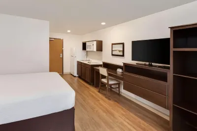 WoodSpring Suites Las Colinas - Northwest Dallas（ウッドスプリング・スイーツ・ラス・コリナス - ノースウェスト・ダラス） パーキング・フォー・サム・ヒューストン・トレイル・パーク周辺のホテル