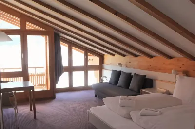 Elements Lodge