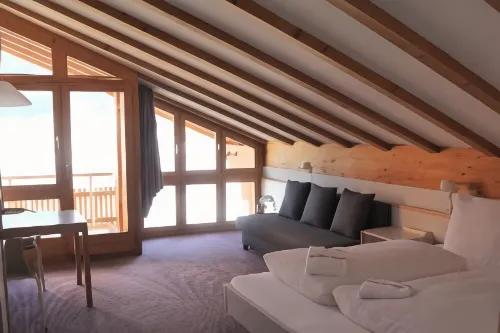 Elements Lodge