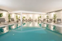 AlpenParks Hotel & Apartment Alpendorf - Pools