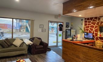Ranchland Inn - Housity