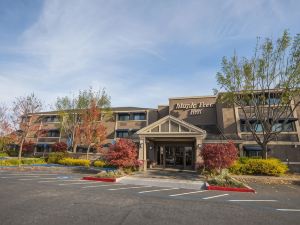 Maple Tree Inn