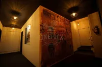 โรงแรม ซีนีเพล็กซ์ - 3 ดาว