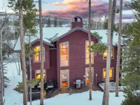 Mountain Modern Lodge, Ski/Golf, Hot Tub, Pool Table, Foosball, Poker Table