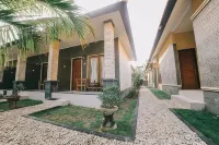 Cave Beach Bungalow Nusa Penida Hotel dekat Pura Goa Giri Putri