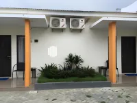 Filia Syariah Homestay Palu RedPartner Hotell i Tatura Selatan