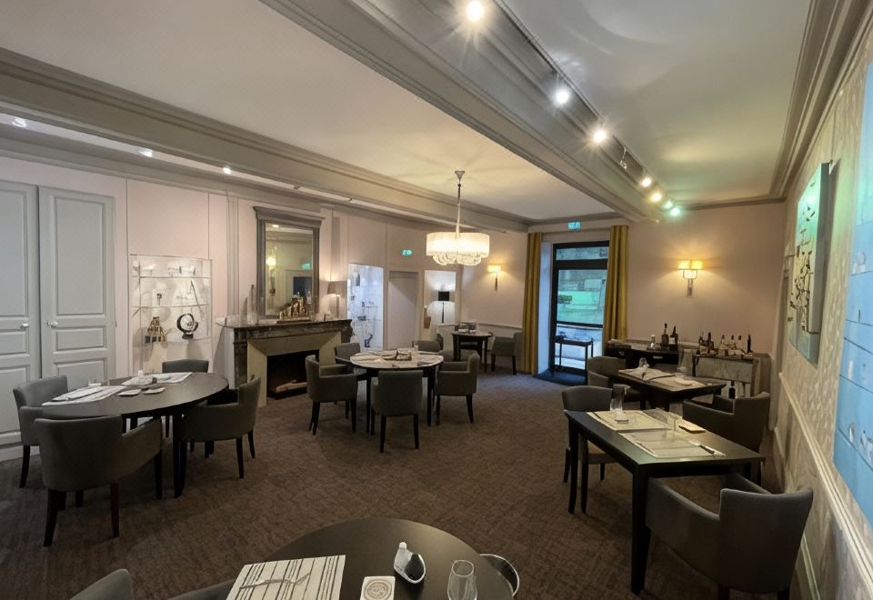 Logis Hôtel le Parc 가족 객실