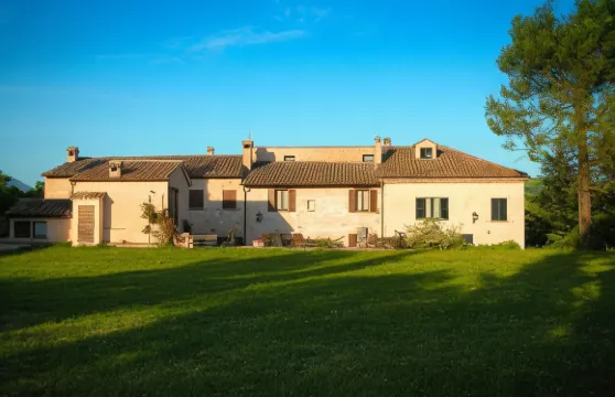 卡勒蘇歐雷農莊酒店