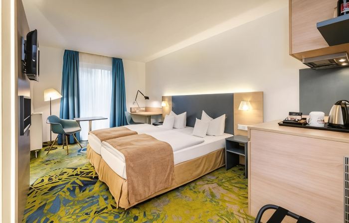 PLAZA INN Regensburg