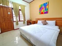 Grand Mutiara Hotel Puncak Hôtels à : Megamendung