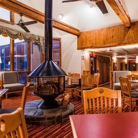 Deluxe Inn Wytheville