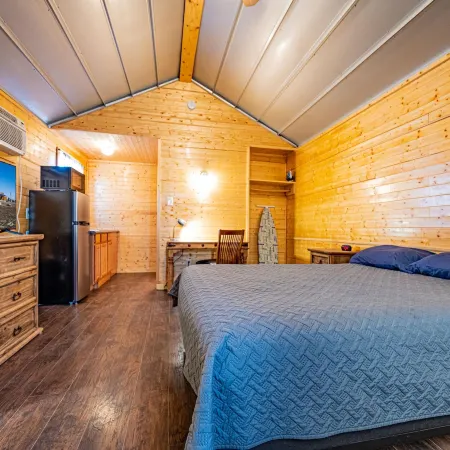 Horseshoe Lodges