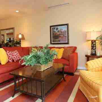 Luxe! Impressively Designed 2nd-Floor Unit in Coco Done in Red and Orange Hues Rooms