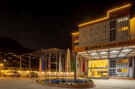 Gorkha Garden Hotel Отели рядом с достопримечательностью «Dharapani - 04 Ichchhakamana»