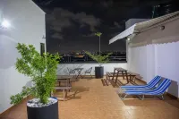 1 Bed Furnished Apt - Aircon Wifi Parking Hotels in Kwashieman