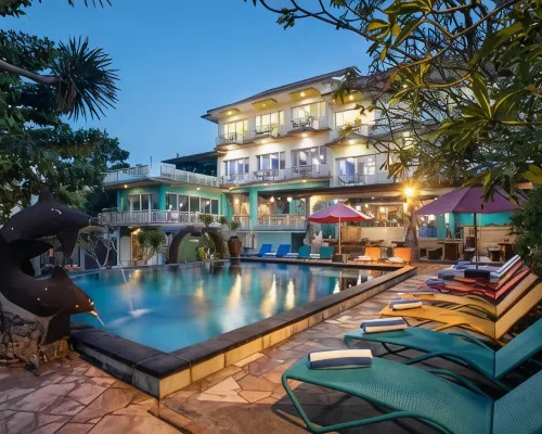 The Tanis Beach Resort Nusa Lembongan Отели рядом с достопримечательностью «Пляж Лебао»