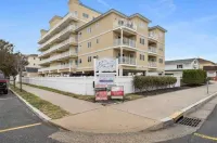 Wildwood Crest Condo with an amazing ocean view!