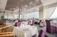 Riga Islande Hotel with Free Parking