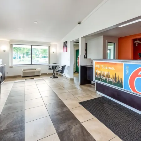 Motel 6 Mansfield, Oh