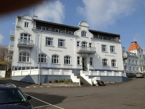Hotel Sandvig Havn