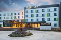 Courtyard Modesto North - parkir