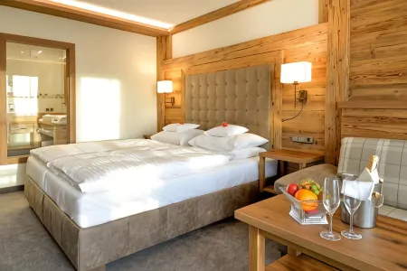 Natur- & Wellnesshotel Brunner Hof Отели в г. Бад-Кёцтинг