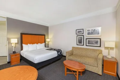 La Quinta Inn & Suites by Wyndham Pueblo