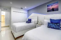 Miami 5Br Villa w/ Heated Pool, Games & BBQ L01