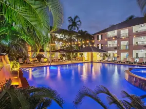 Popular 4-Star Select Hotels in Port Douglas