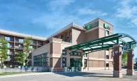 Holiday Inn Express Rolling Mdws-Schaumburg Area Hotels near 24/7 Pantry Rolling Meadows Smoke Shop