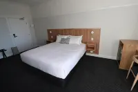 Mortdale Hotel Отели в г. Энгадин