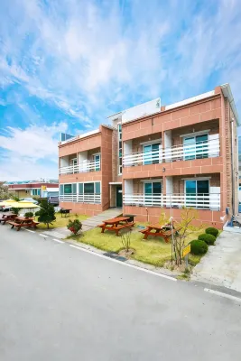 Samcheok Yongjeong Pension - Penginapan
