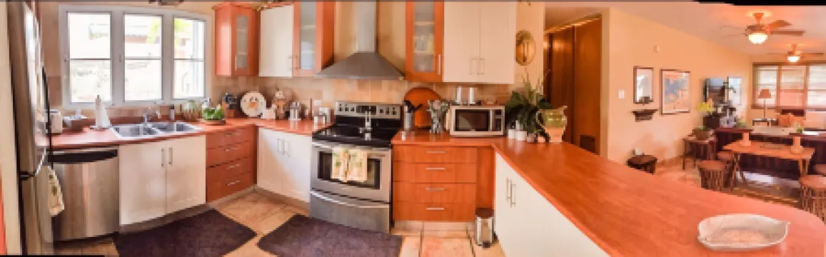 Affordable & Beautiful Dream Condo with a private pool near  Seven Seas Beach