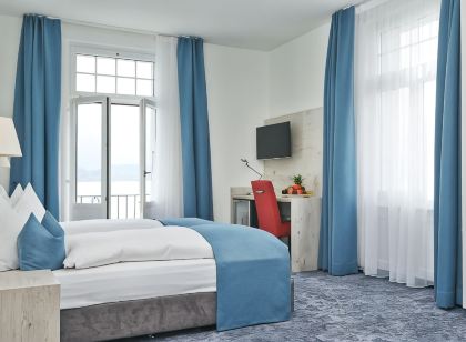 Hotel Restaurant Bellevue au Lac