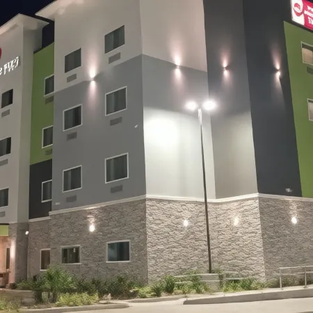 Best Western Plus Mid County