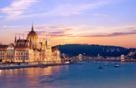 Corvin Hotel Budapest Corvin Wing Hotel berhampiran Holocaust Memorial Center