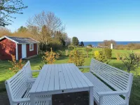 "Spurgh" - 250m from the Sea - parking